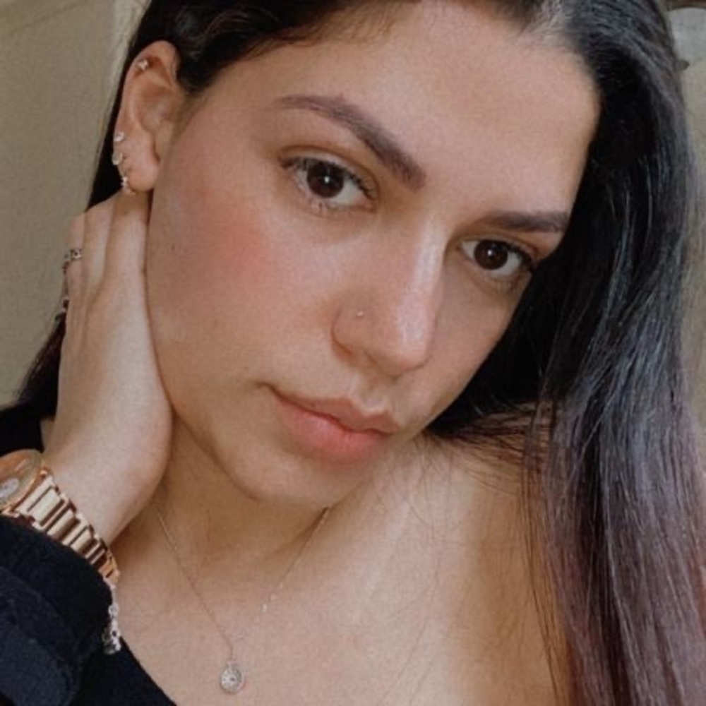 Meet your Posher, Maria jose